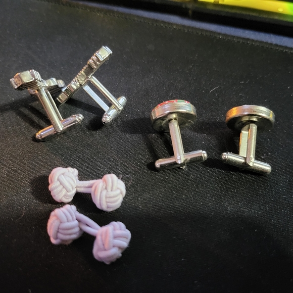 Lot of Cufflinks - Picture 3 of 3